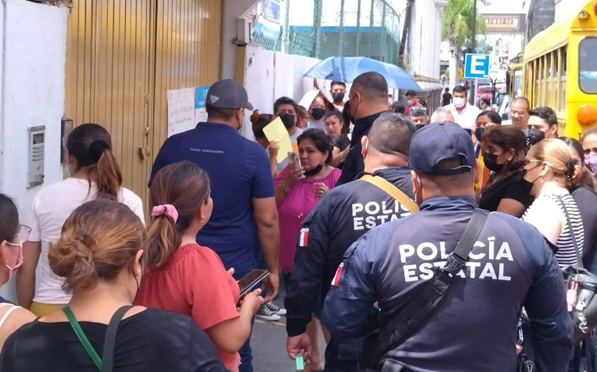 Manifestación de padres de familia de la Escuela Primaria “José María Gajá” en Tampico Paulo Monsiváis (3)